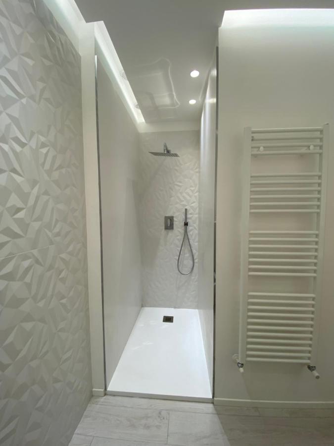 Casa Dante: Oneglia Centro-Marina-Spiagge Apartment Imperia Luaran gambar